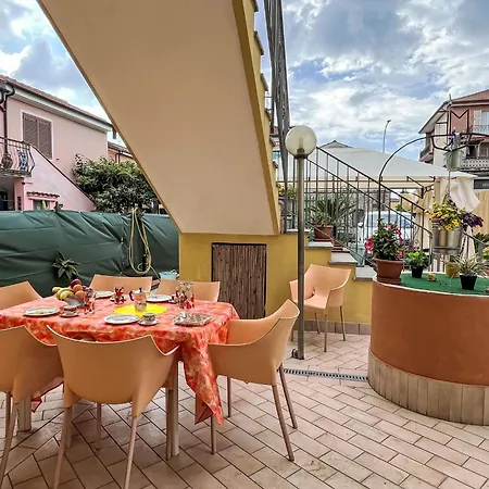 Tra Mare E Collina-2 By Interhome